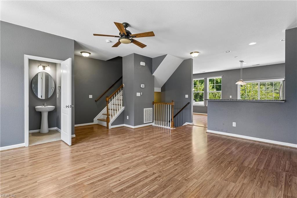 404 Prosperity Ct Property Photo 10