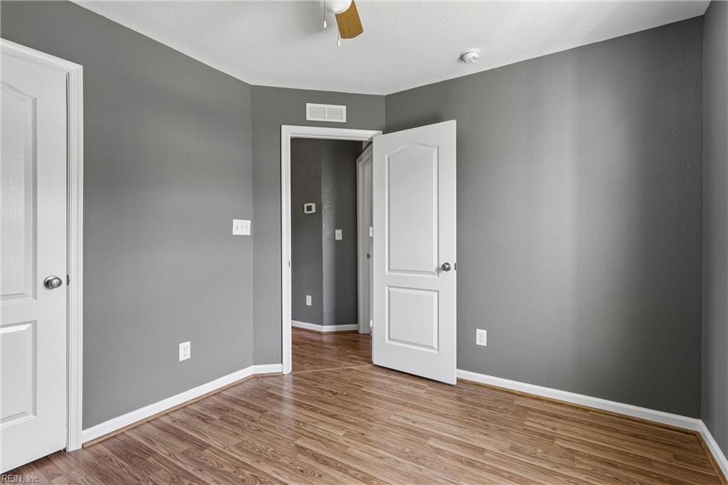 404 Prosperity Ct Property Photo 32