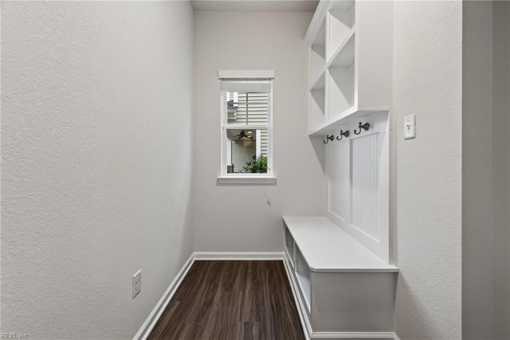 136 Meridian Pl Property Photo 21