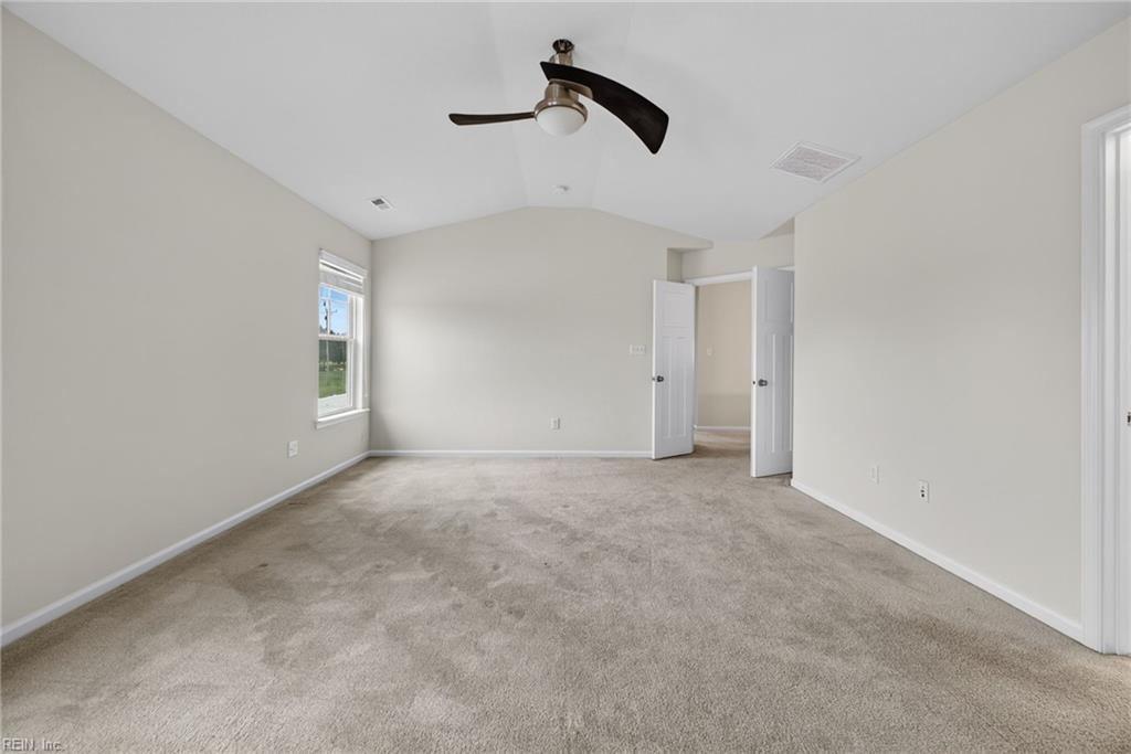 136 Meridian Pl Property Photo 25