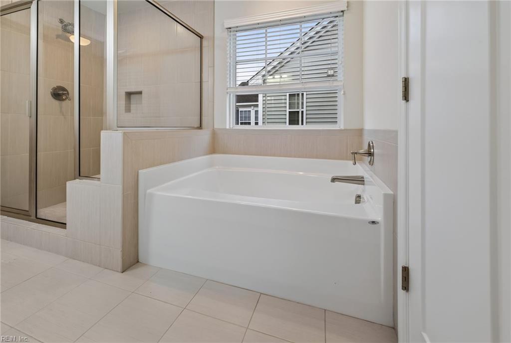 136 Meridian Pl Property Photo 29