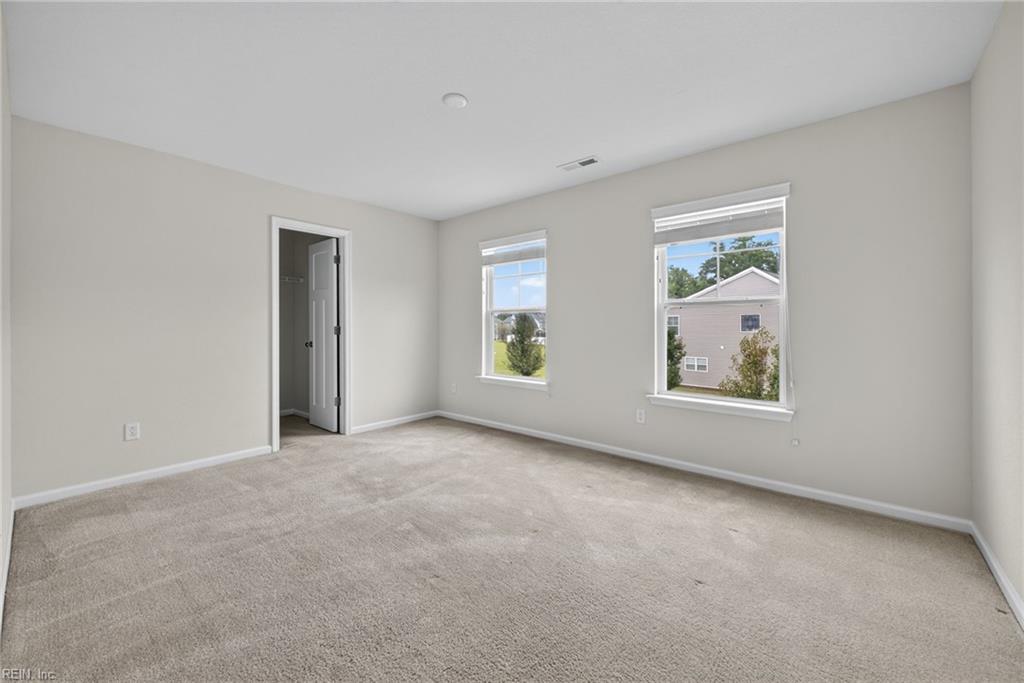 136 Meridian Pl Property Photo 32