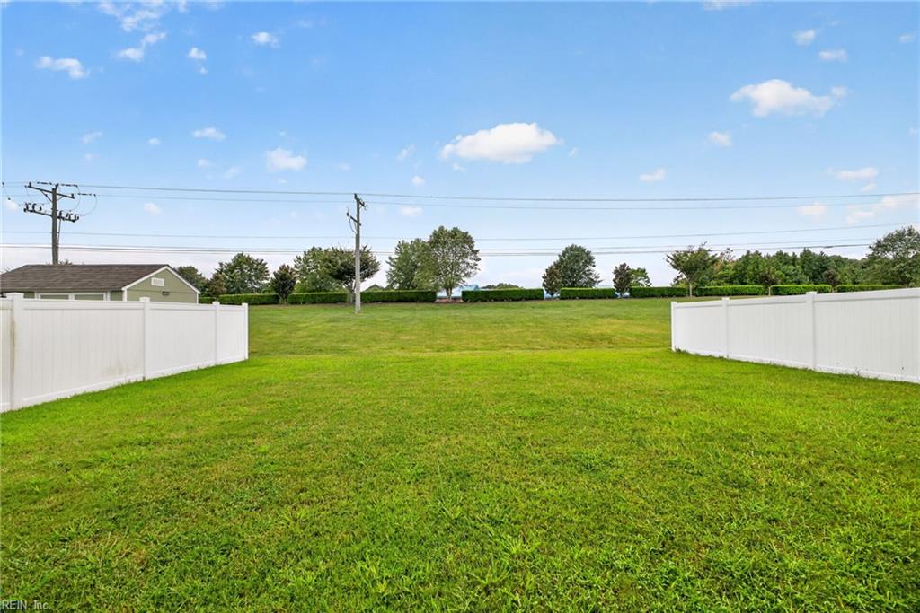 136 Meridian Pl Property Photo 43