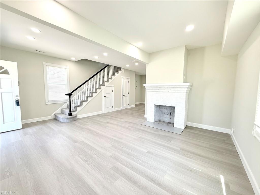 709 E Mercury Blvd Property Photo 6