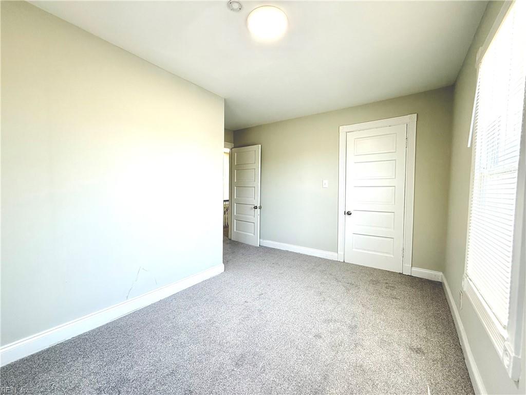 709 E Mercury Blvd Property Photo 16
