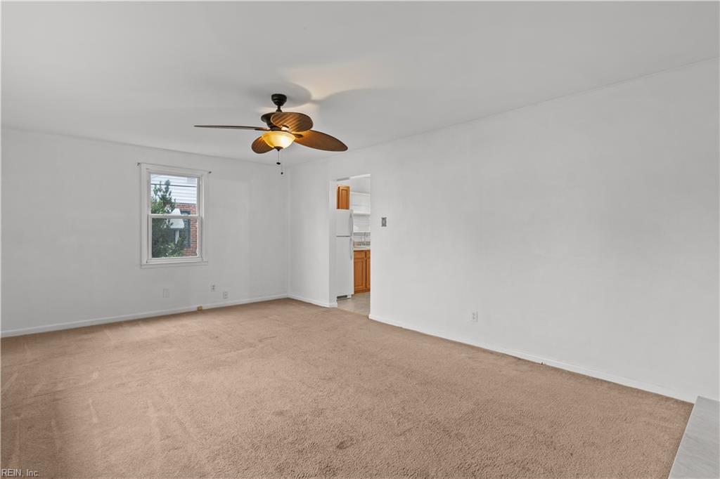 4215 Bart St Property Photo 6