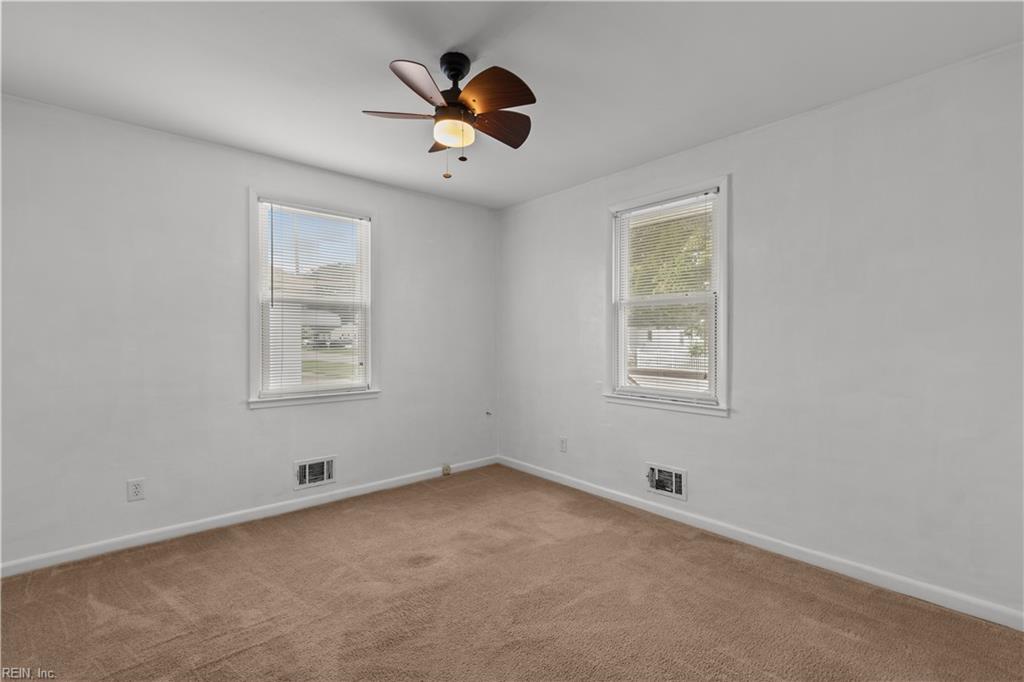 4215 Bart St Property Photo 19