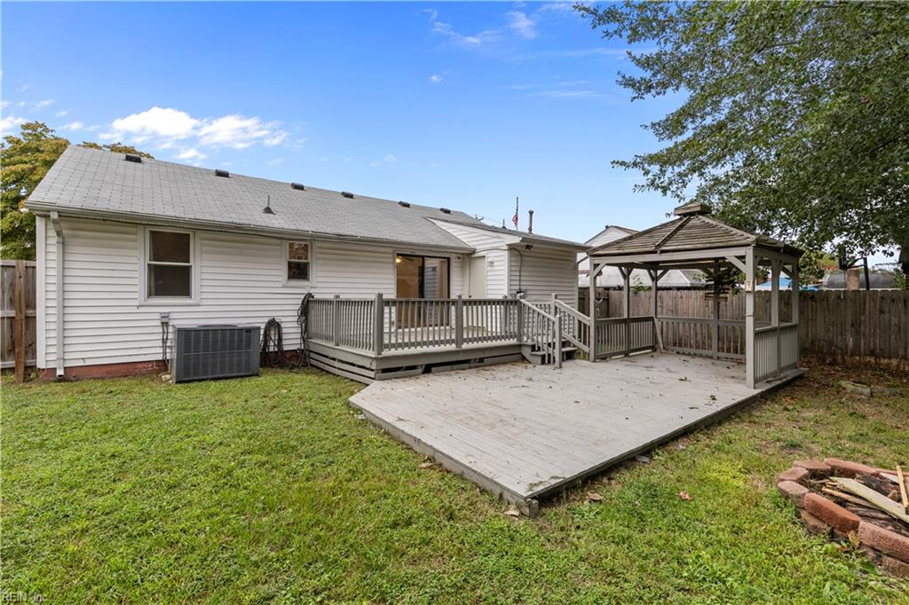 4215 Bart St Property Photo 27