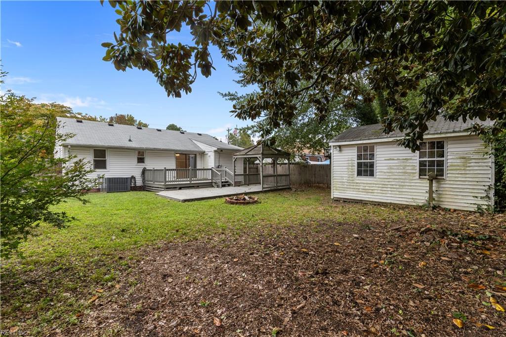4215 Bart St Property Photo 29
