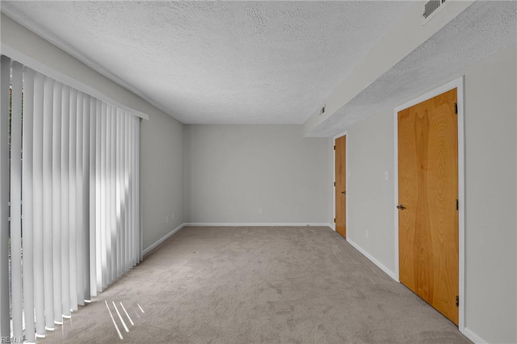 106 Englewood Dr Property Photo 18