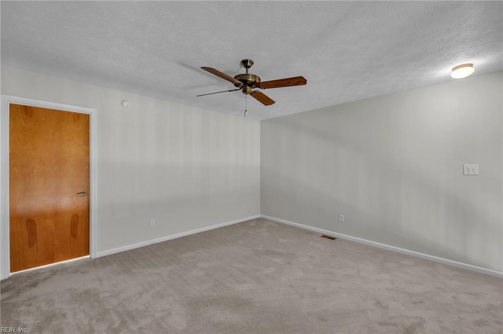 106 Englewood Dr Property Photo 25