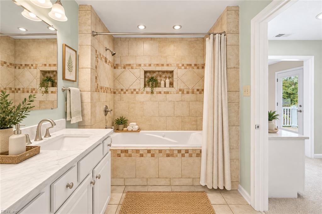 6604 Pinewood Ct Property Photo 27