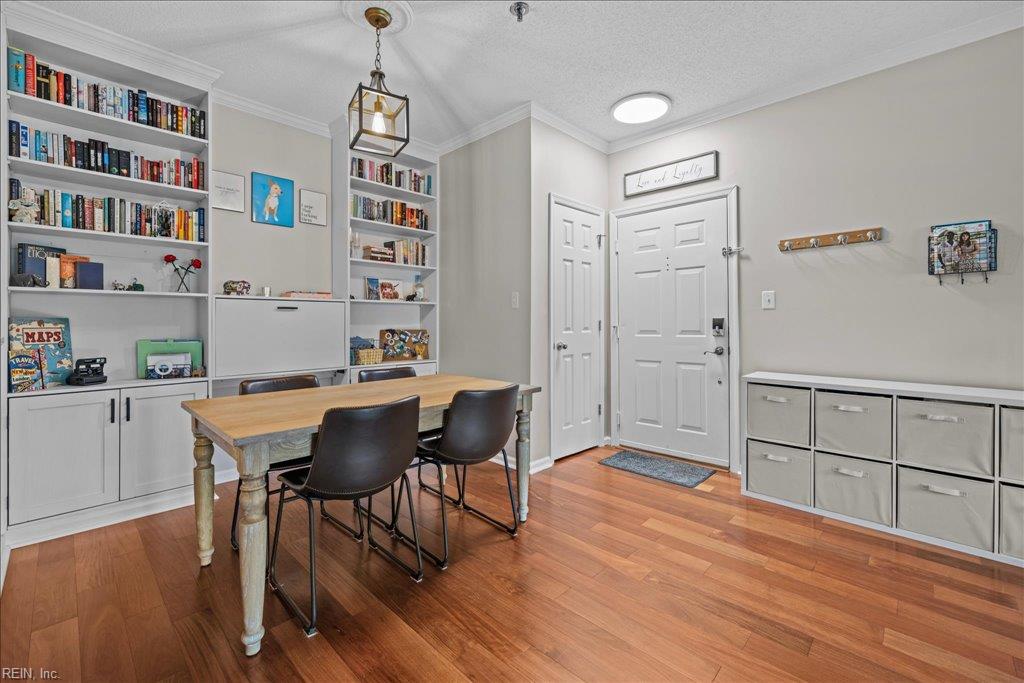 300 Yarmouth St Property Photo 12
