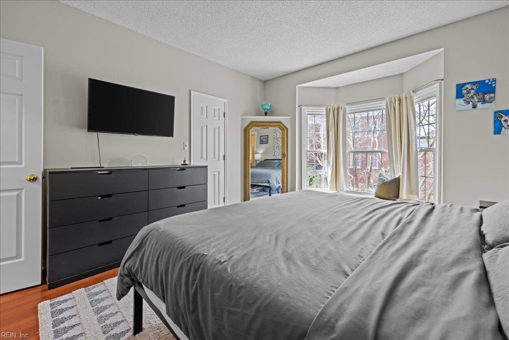 300 Yarmouth St Property Photo 31