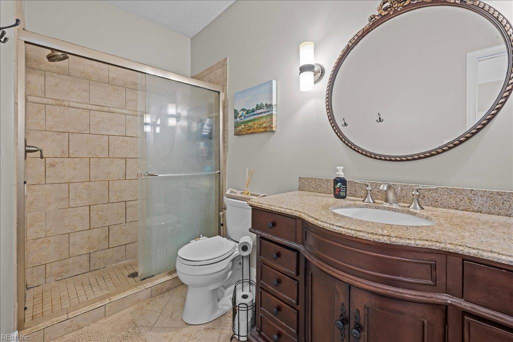 300 Yarmouth St Property Photo 32