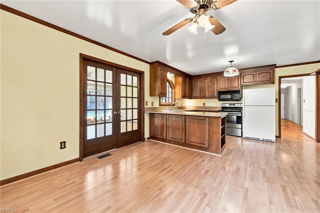 3 Wendell Cir Property Photo 15