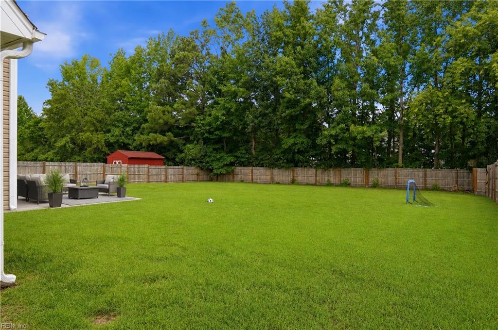 712 Woodcott Dr Property Photo 26