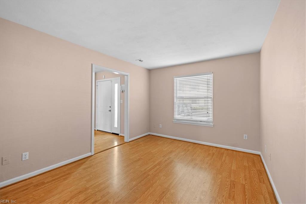 414 9th St Property Photo 12
