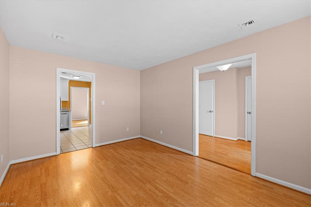 414 9th St Property Photo 13