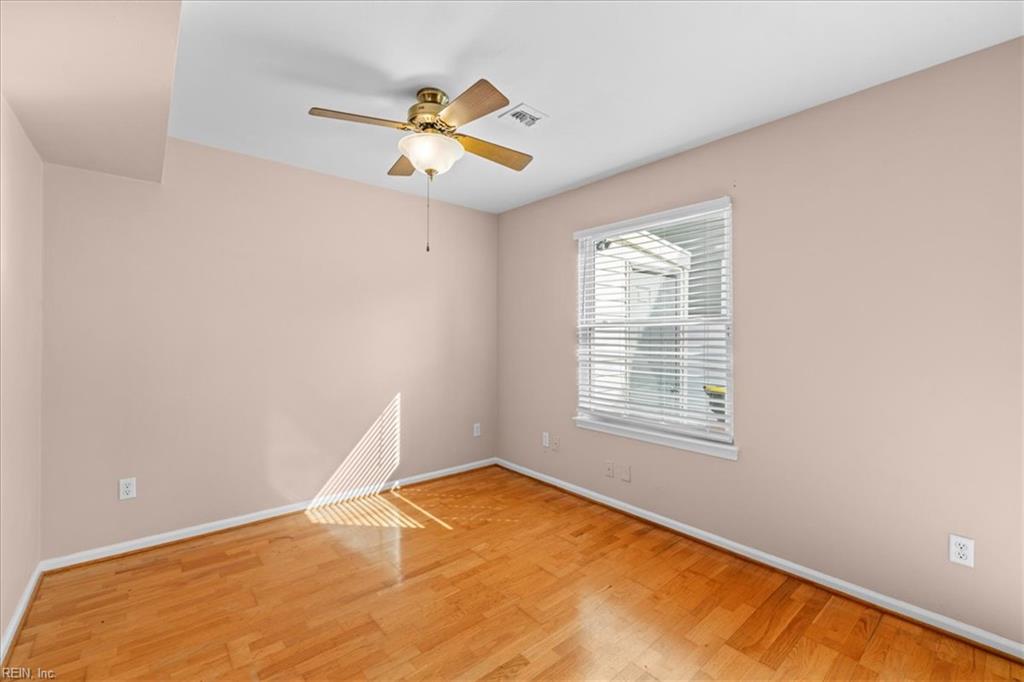 414 9th St Property Photo 20
