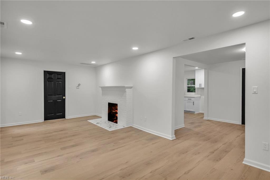 5902 Old Ave Property Photo 6