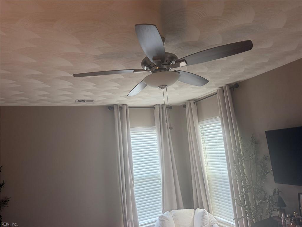 2176 Humphreys Dr Property Photo 19