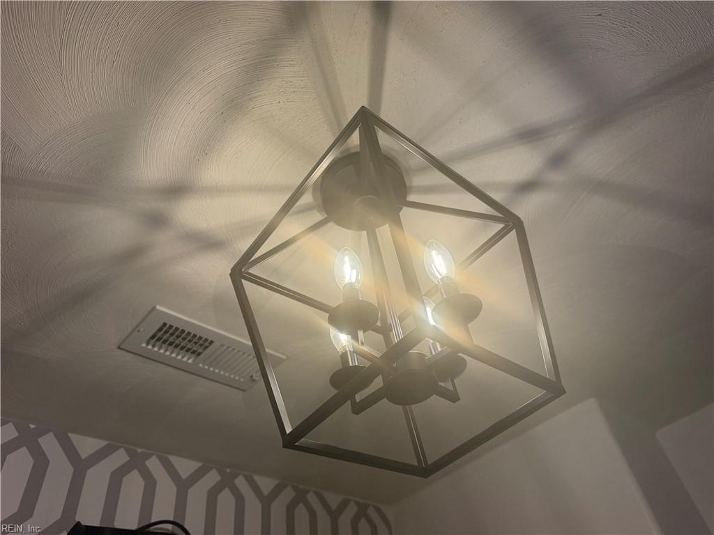 2176 Humphreys Dr Property Photo 28