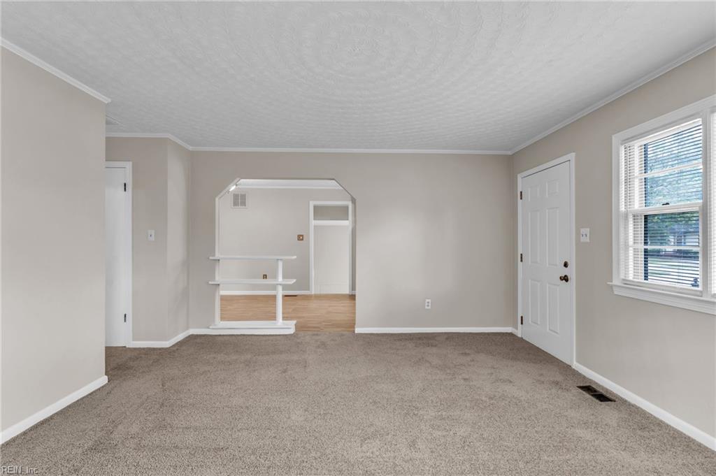 1511 Hazel Ave Property Photo 3
