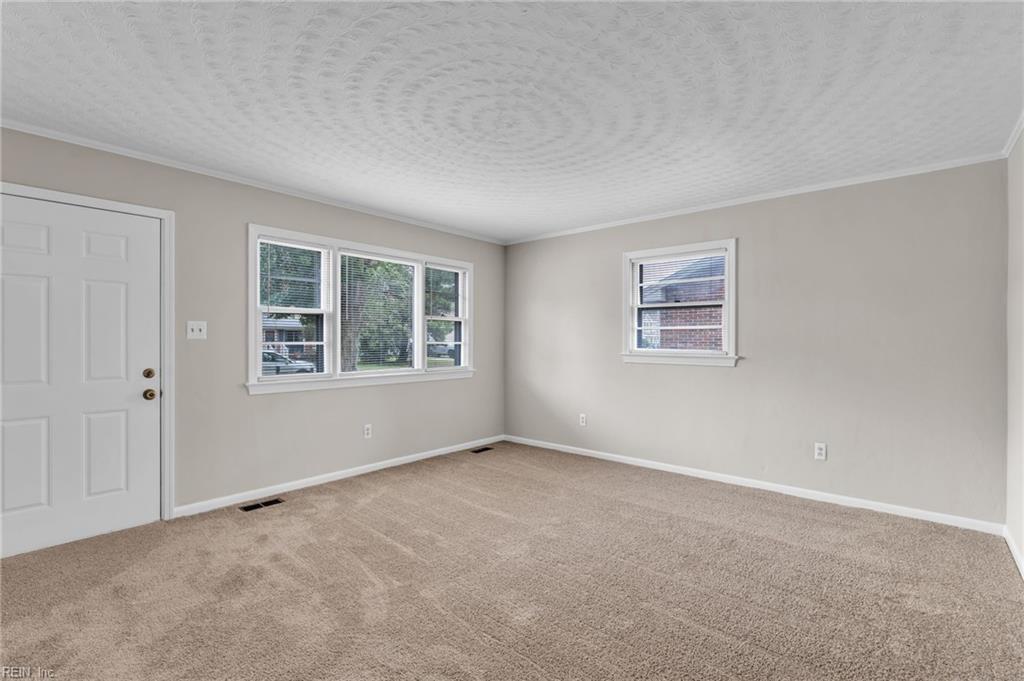 1511 Hazel Ave Property Photo 4