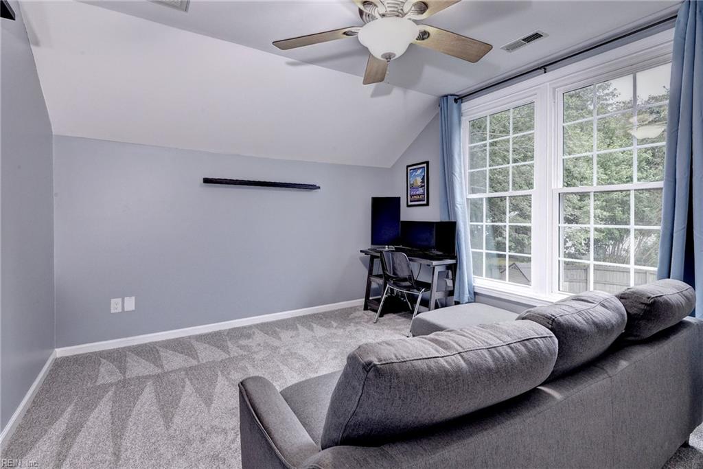 108 Candlestick Pl Property Photo 25