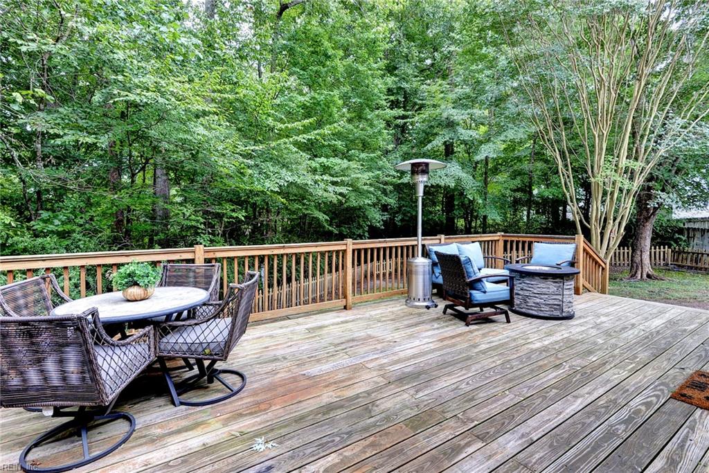 108 Candlestick Pl Property Photo 29