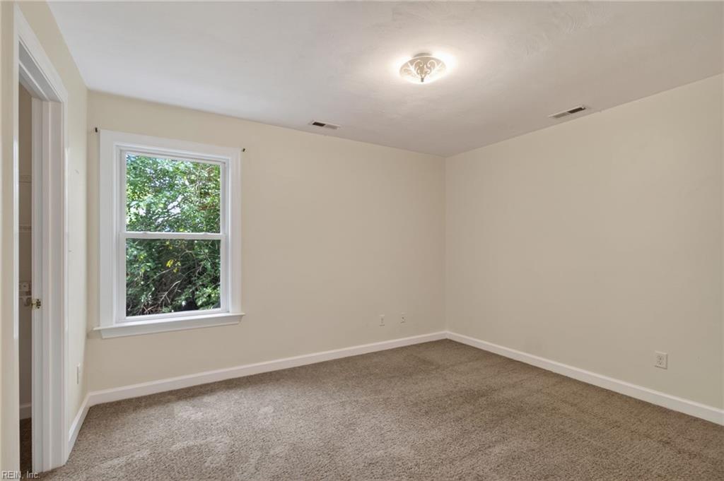 440 Connecticut Ave Property Photo 26