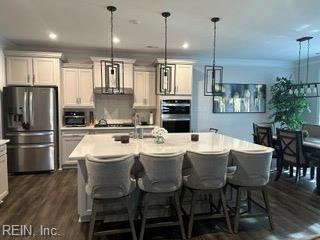 5751 Chaucer Dr Property Photo 6