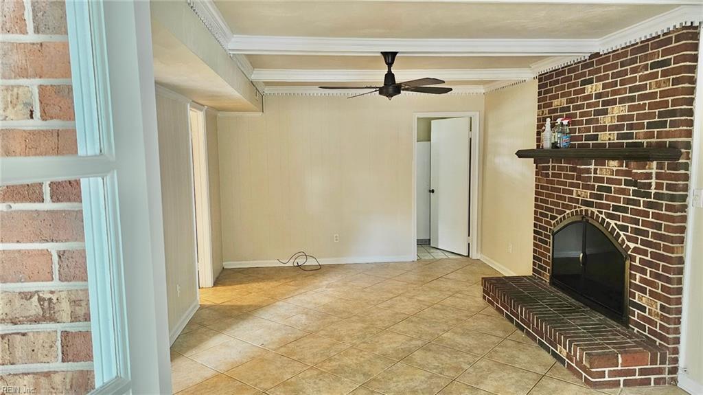 3704 Summer Pl Property Photo 6
