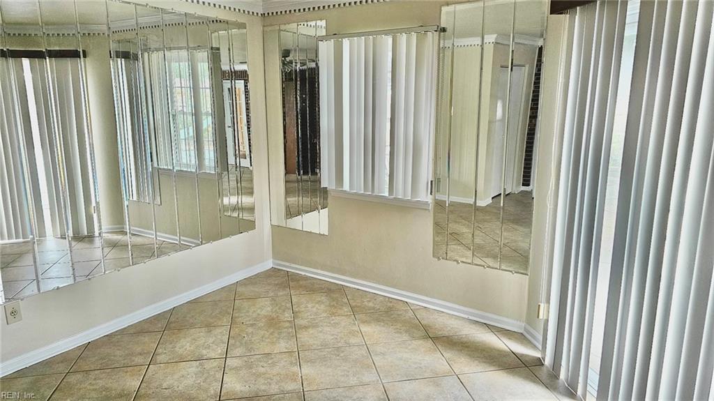 3704 Summer Pl Property Photo 12