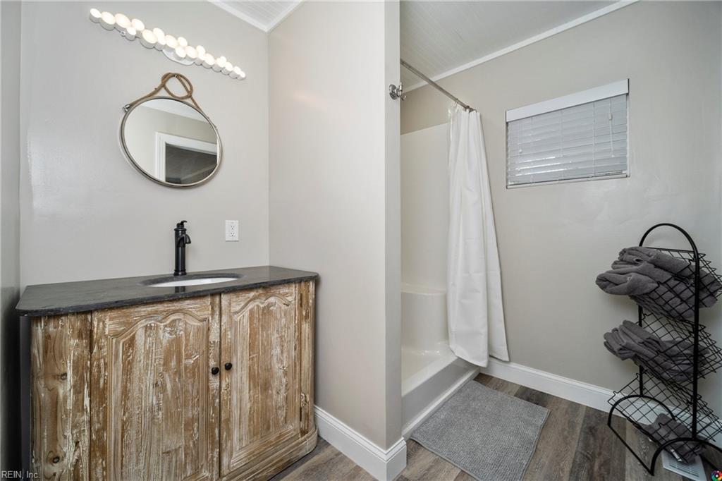 3508 Bertha St Property Photo 3