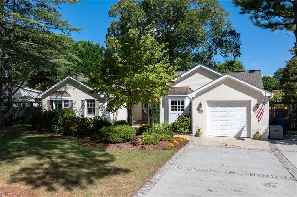 1104 Chumley Rd Property Photo 1