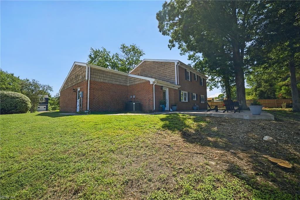 845 Saint James Dr Property Photo 37