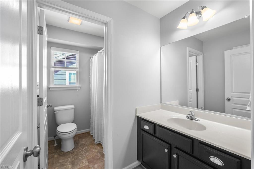 728 Angel Wing Dr Property Photo 35
