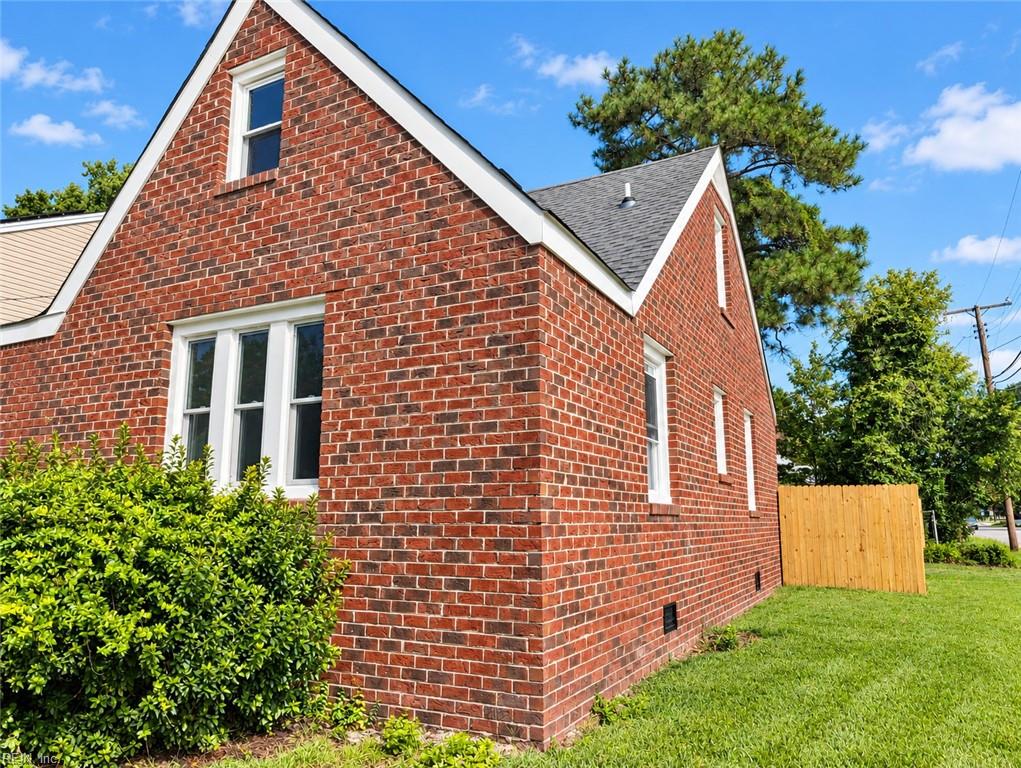 2630 Woodland Ave Property Photo 18