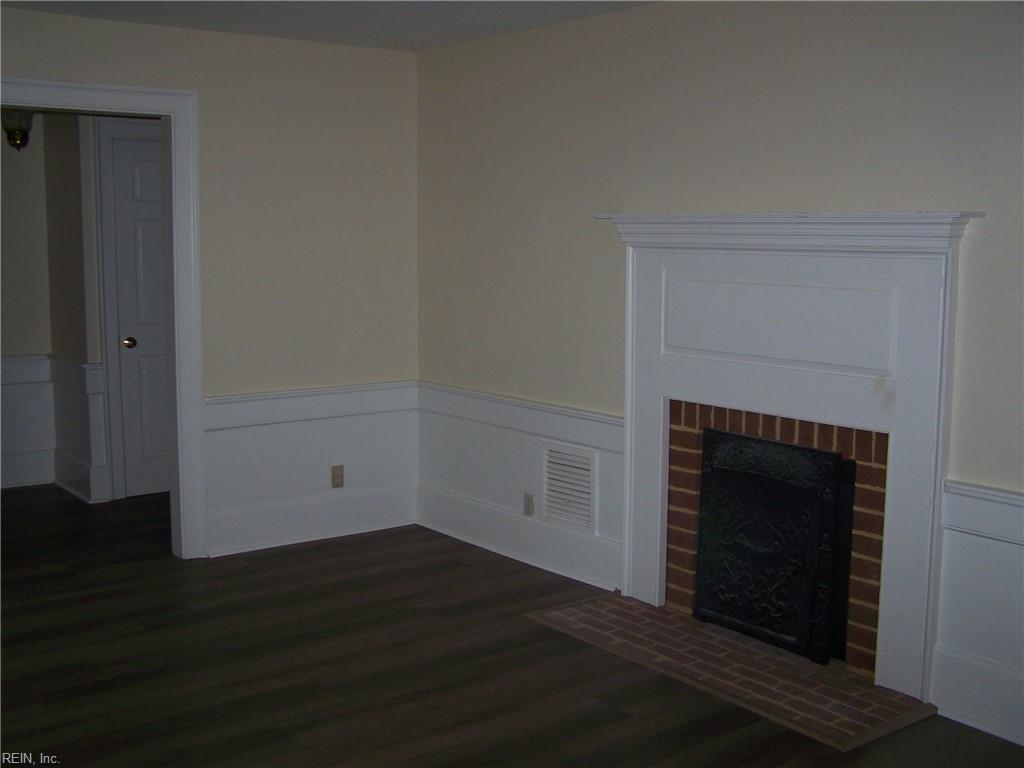 23325 Southampton Pw Property Photo 7