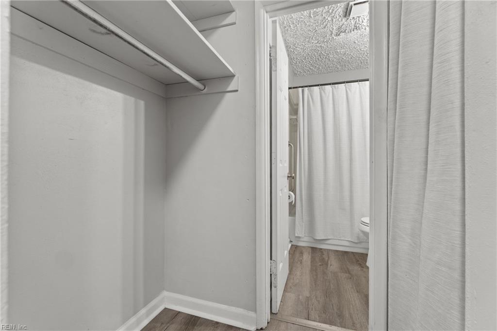 1319 W 41st St Property Photo 18