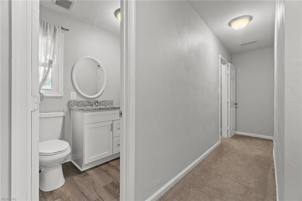 1319 W 41st St Property Photo 25