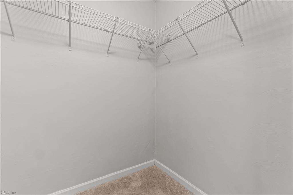 1319 W 41st St Property Photo 27