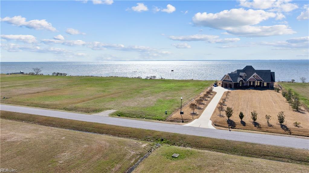 136 Bald Eagle Pointe Dr Property Photo 3