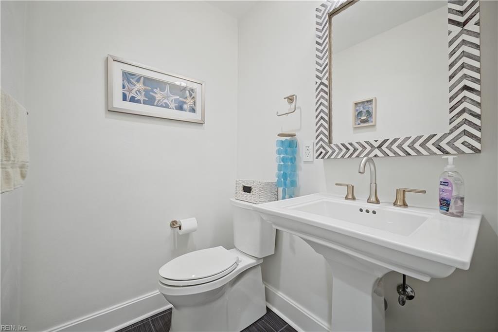 7312 Colony Point Rd Property Photo 18
