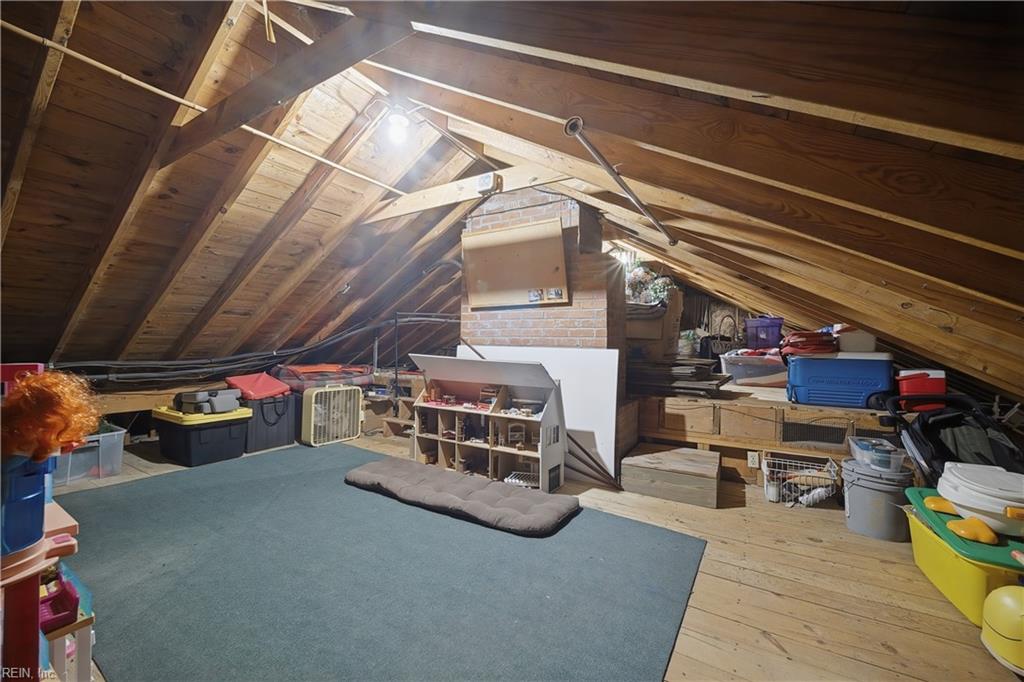 7312 Colony Point Rd Property Photo 37