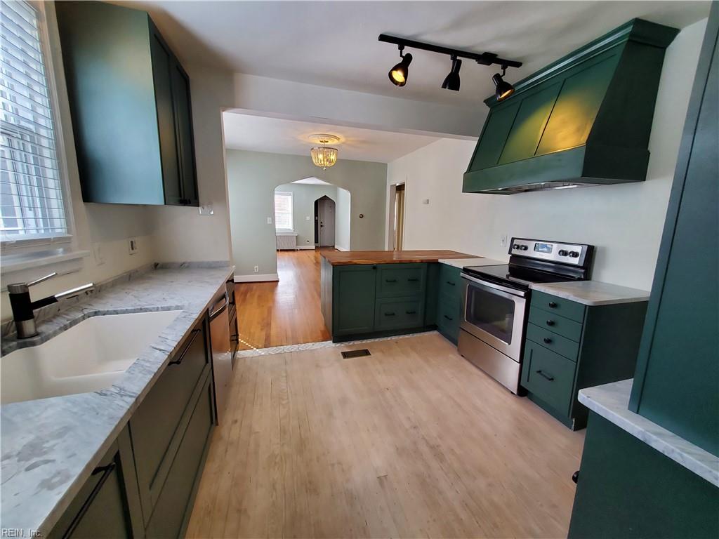 438 New York Ave Property Photo 1
