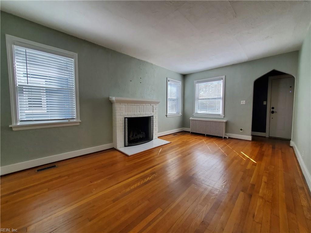 438 New York Ave Property Photo 7