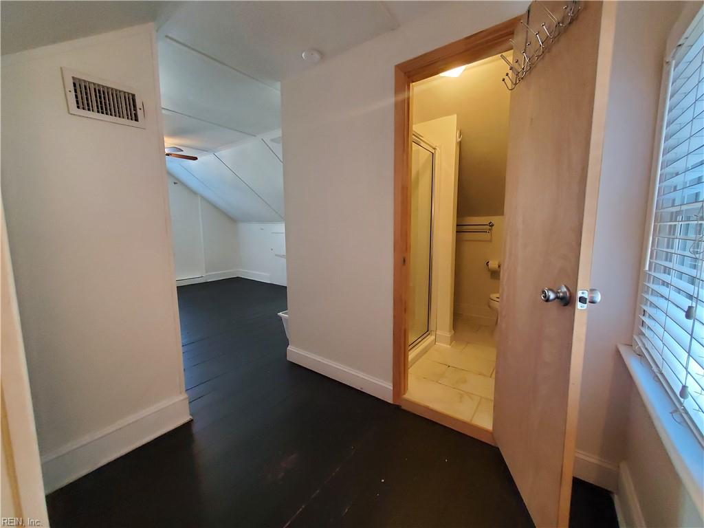 438 New York Ave Property Photo 32